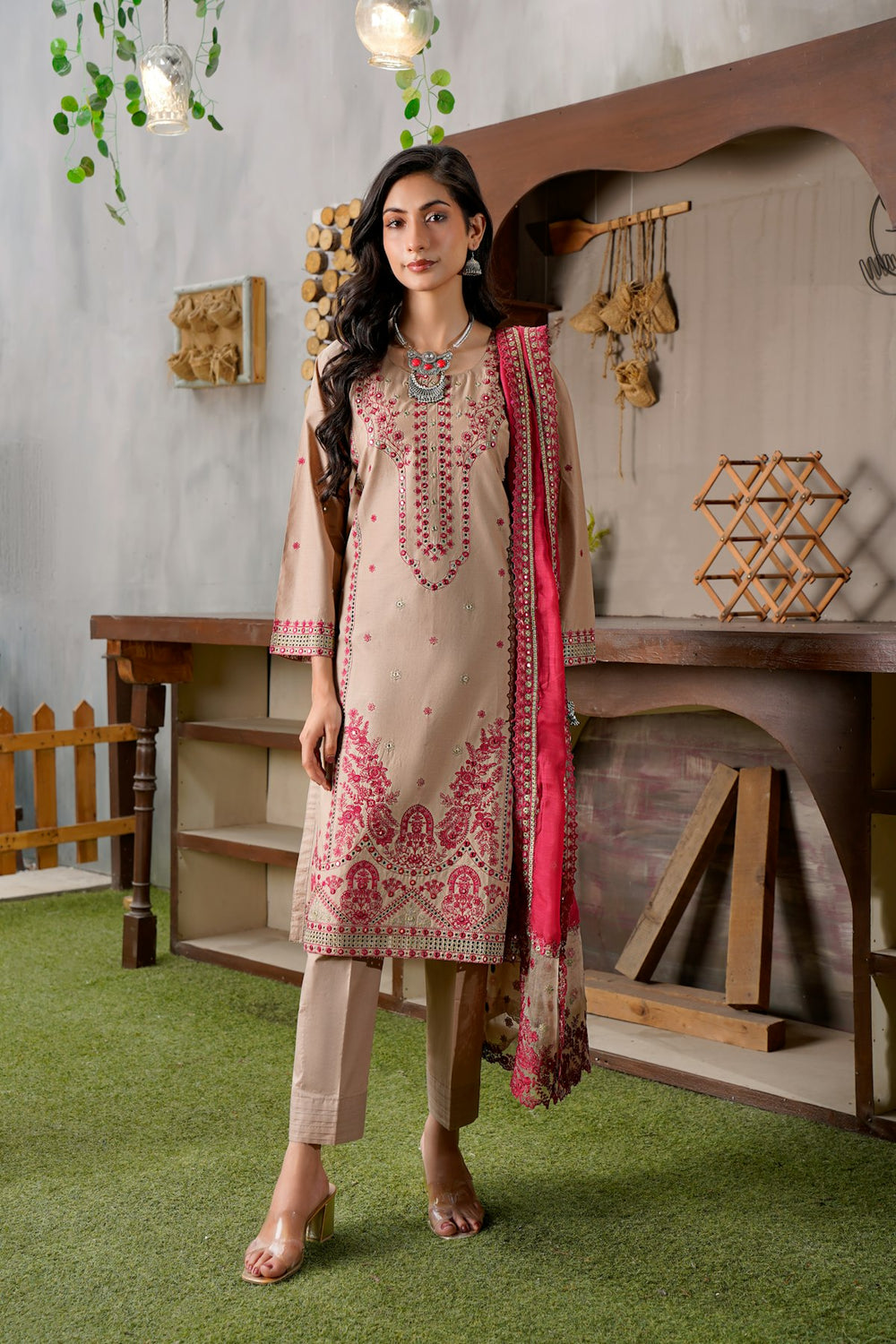 Noor Embroidered Set